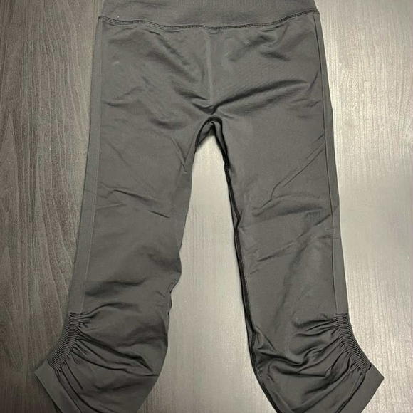 lululemon athletica Pants - Lululemon Ebb Flow Tights - Sz 8